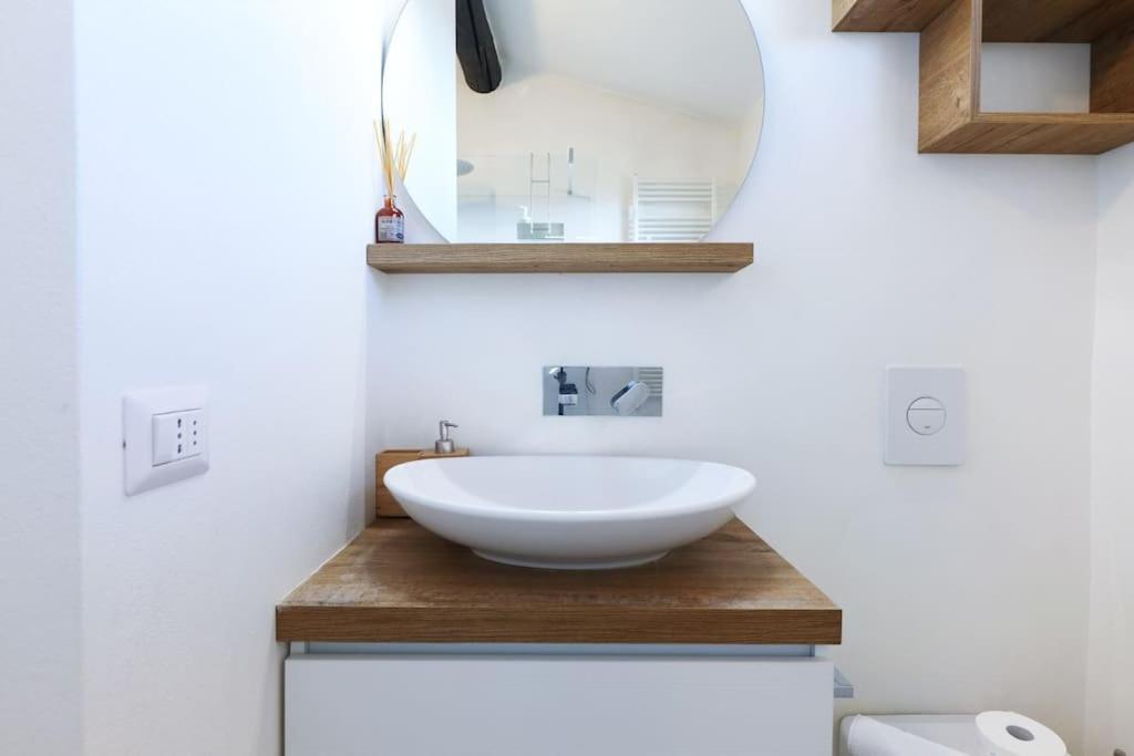Apartament Primopiano - Battaglia B Mediolan Zewnętrze zdjęcie